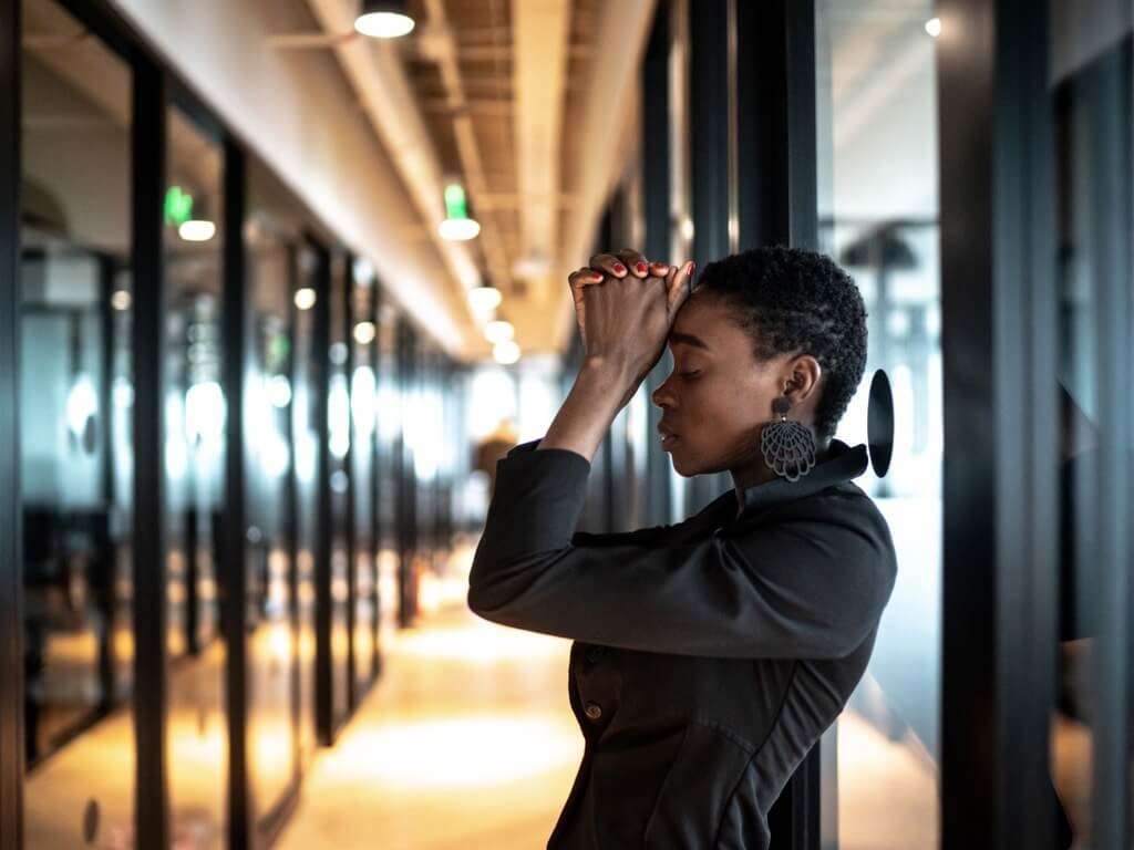 worried-young-business-woman-at-corridor-office.jpg?s=1024x1024&w=is&k=20&c=vBSU5i46v4VKgBy5M9vG7QLj9otRAw1IUQ8A0XzvdQI= eLearning preventing stereotype threat or identity threat in the workplace